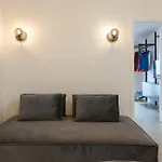 アパート Guesthost - Stylish Flat In Historic Ortigia シラクーサ