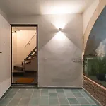 Guesthost - Stylish Flat In Historic Ortigia シラクーサ