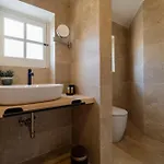 Guesthost - Stylish Flat In Historic Ortigia アパート