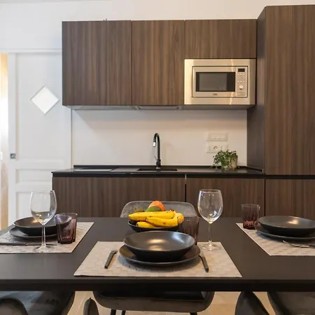 Daire Guesthost - Stylish Flat In Historic Ortigia Siraküza